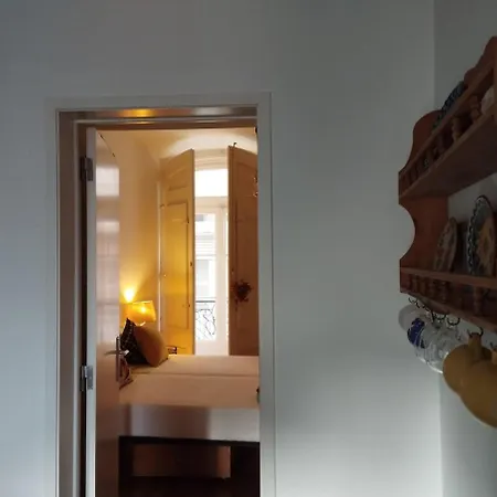 Apartment Traditional & Multicultural *